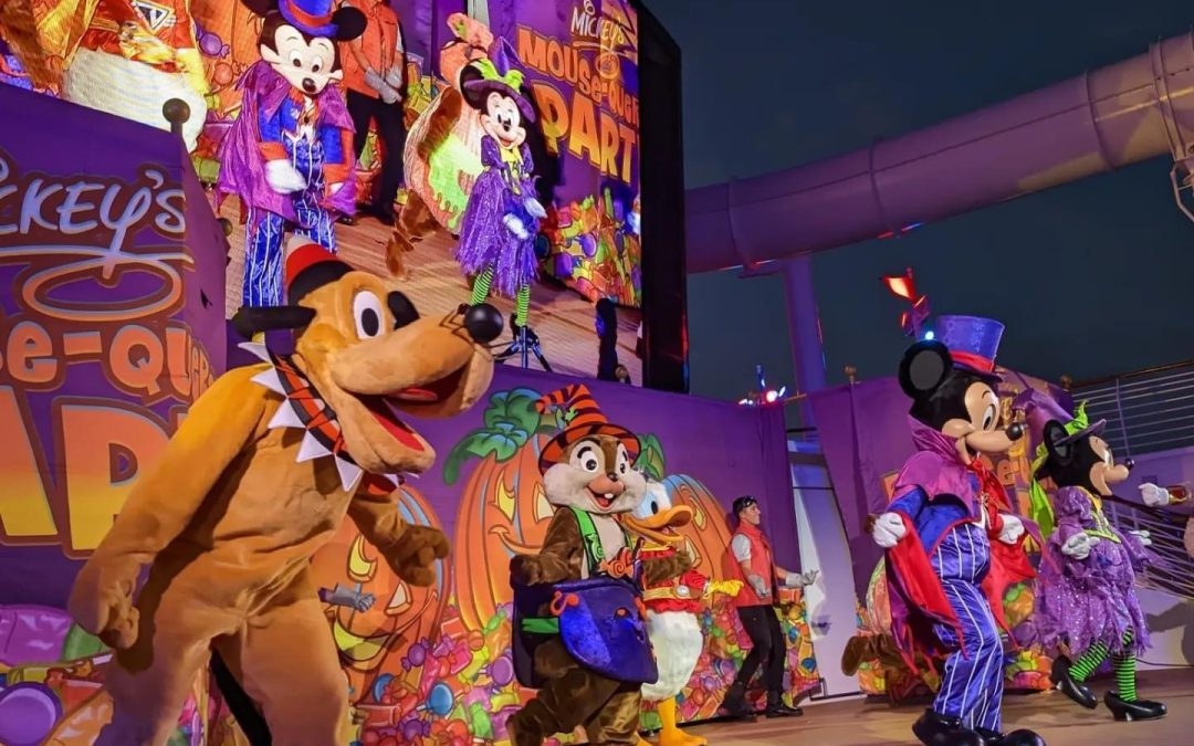 5 Reasons to Celebrate Spooky Season with Disney Cruise Line