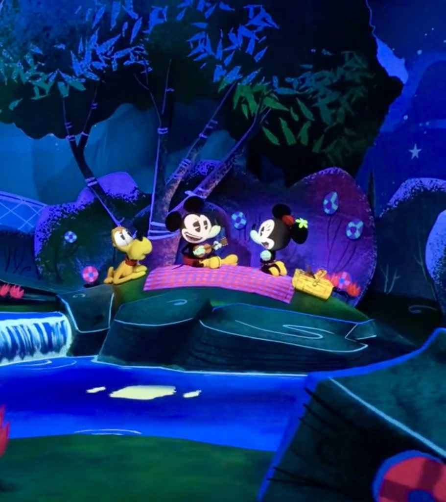 Mickey and Minnie Runaway Train